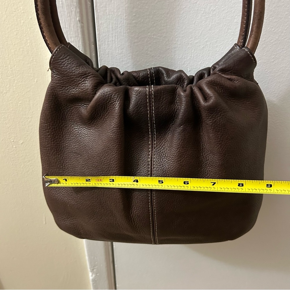 Fossil: Vintage Pebbled Dark Brown Leather Hobo/Shoulder Bag - Picture 13 of 16
